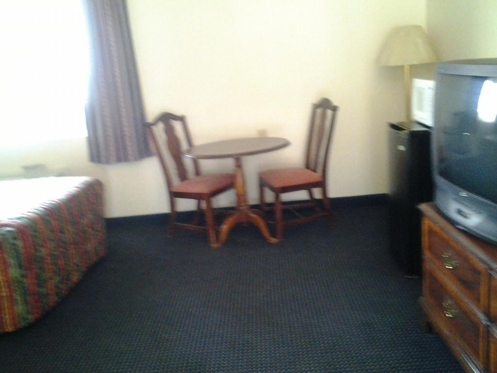 Budget Inn Tulare Cameră foto